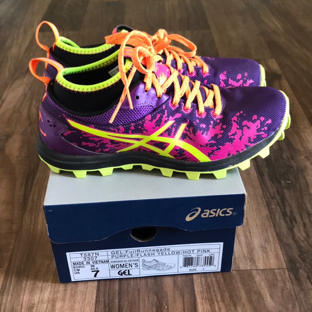 ASICS Gel-Runnegade shoes size 7